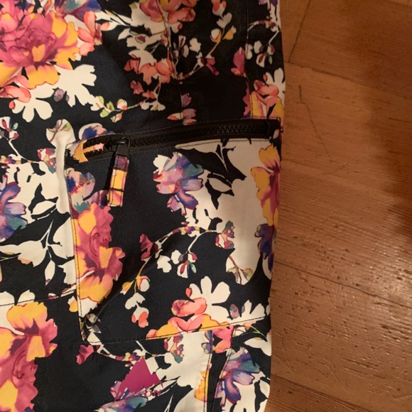 Burton kids snowboard pants - Picture 3 of 5